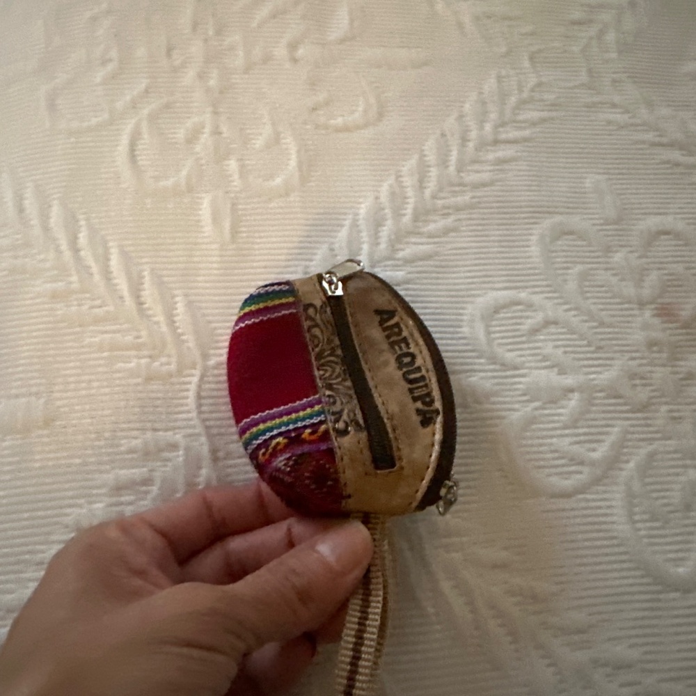 Coin pouch - Picture 2 of 2